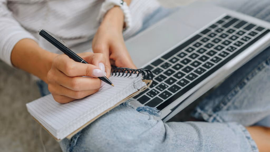 Signos que prosperam ao compartilhar conhecimento e ensinar outras pessoas