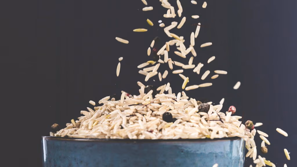 Seu arroz está cheio de bichos e você nem desconfia do motivo