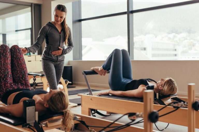 10 benefícios da prática de pilates para a saúde física e mental
