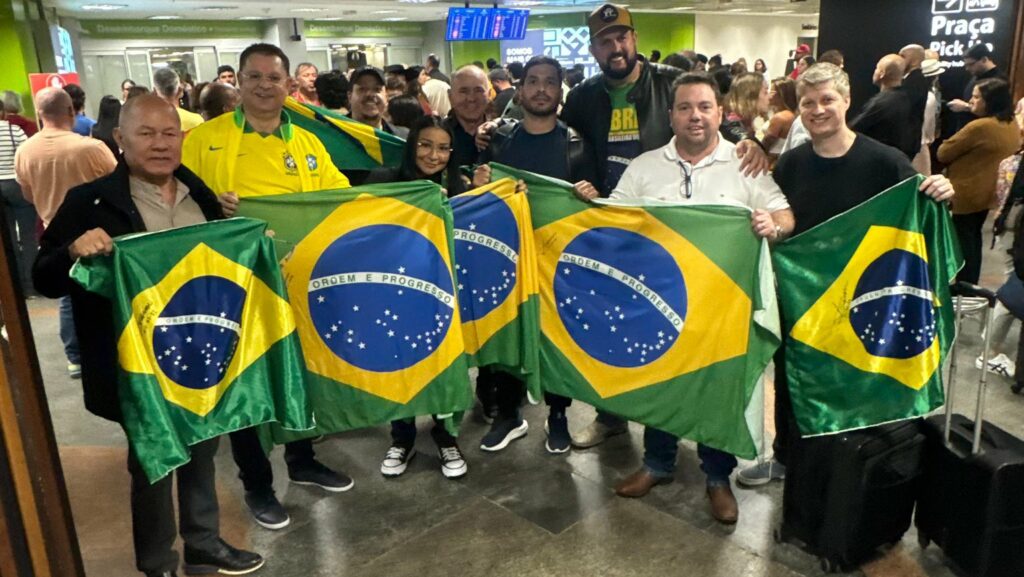 Bancada do PL faz reunião para discutir estratégia após decisão contra Bolsonaro