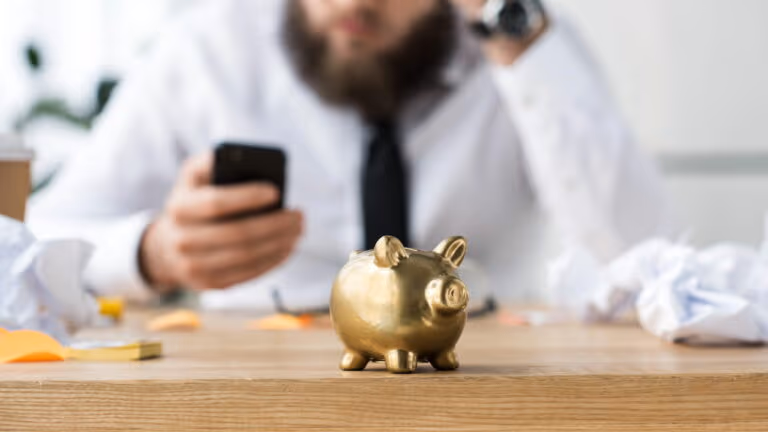 Brasil atinge números altos de uso da internet para transações financeiras