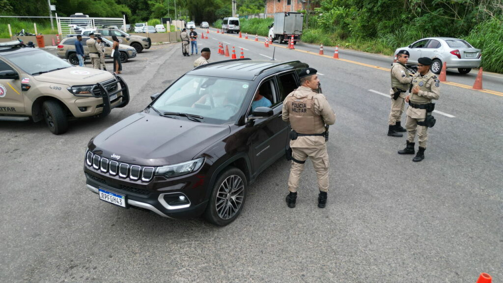 O que acontece se você tentar fugir da blitz policial?