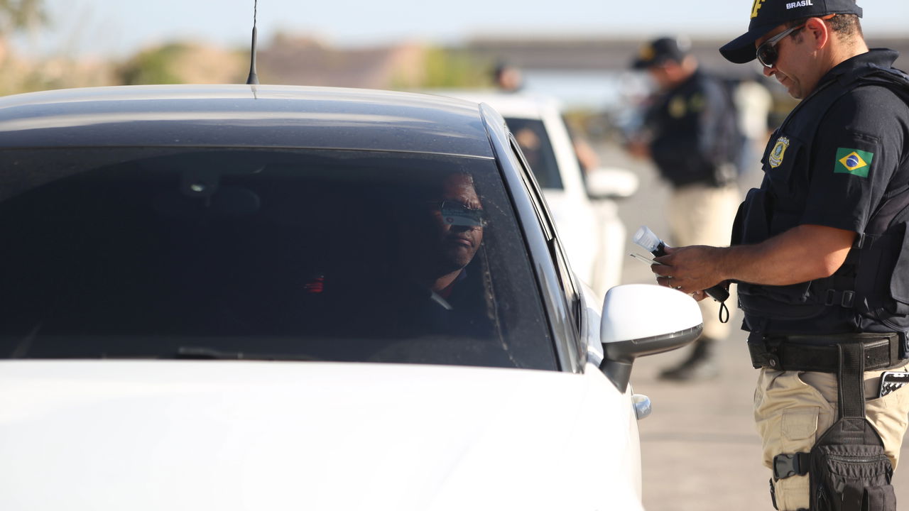 O que acontece se os pneus estiverem dessa forma durante uma blitz de trânsito?