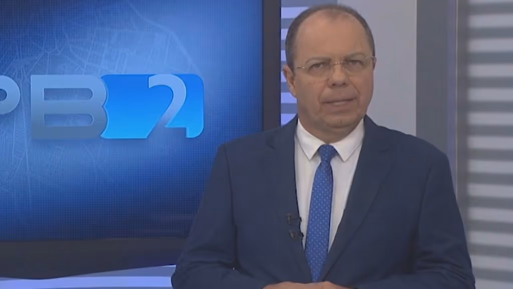 Apresentador de jornal da Globo é internado às pressas