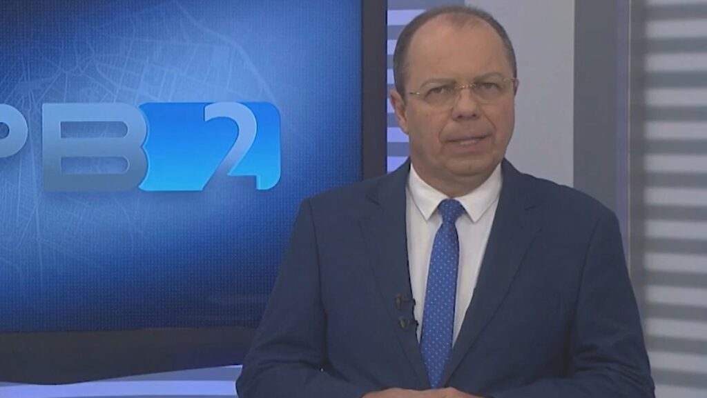 Apresentador de jornal da Globo é internado às pressas