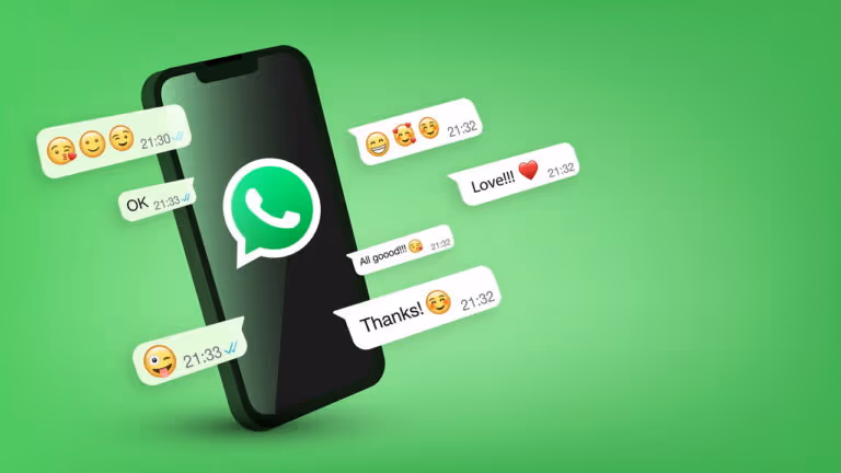O que significa o emoji do WhatsApp com três corações no rosto