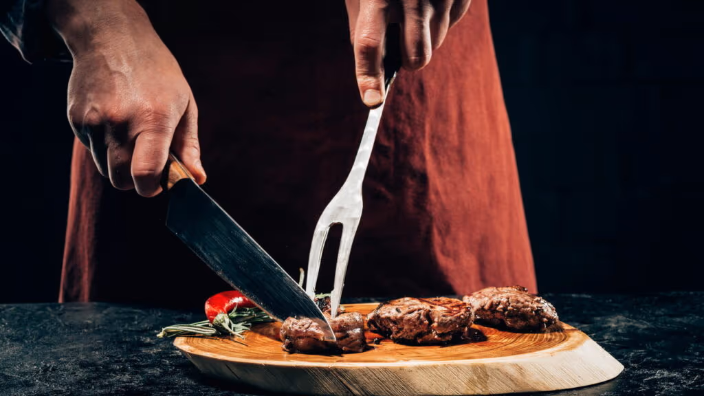 5 temperos simples que fazem toda a diferença no sabor do churrasco