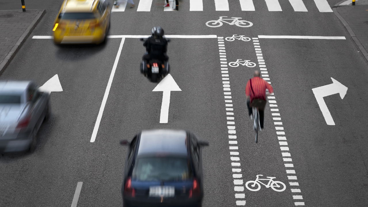 A regra de ouro entre carros e bicicletas que pode evitar acidentes
