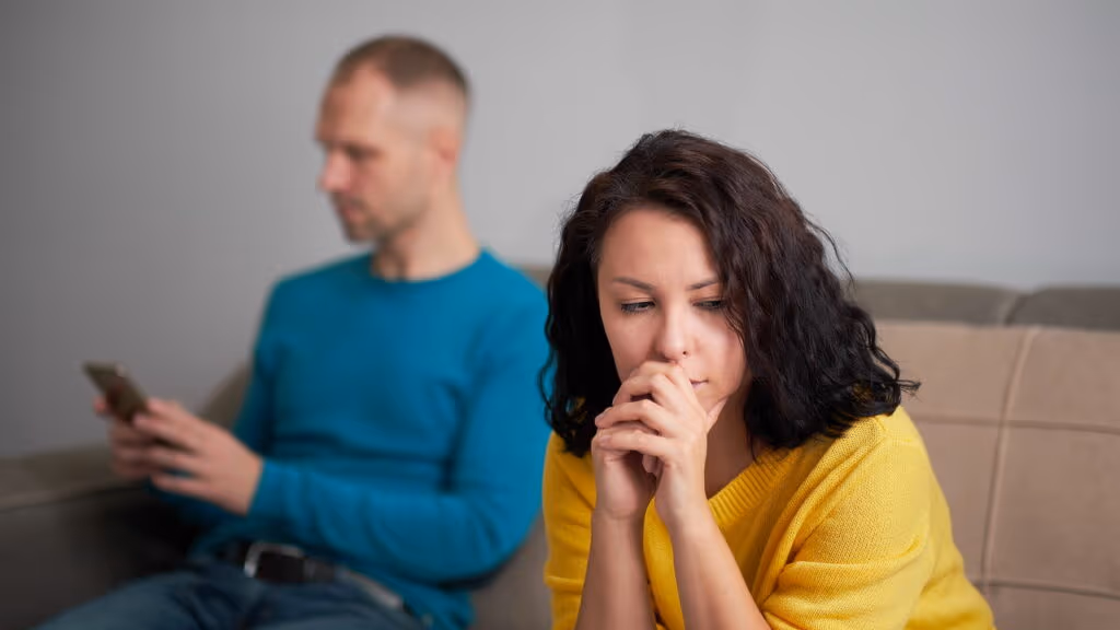 O que significa quando uma pessoa se cala para evitar conflitos, de acordo com a psicologia