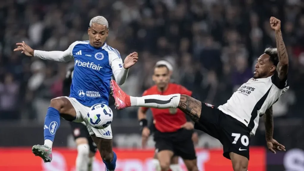 Jogo do Brasileirão faz Cazé TV bater recorde de audiência