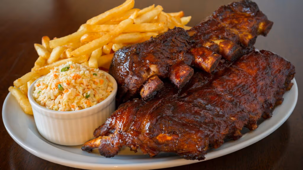 O segredo da costelinha barbecue que deixa qualquer um com água na boca