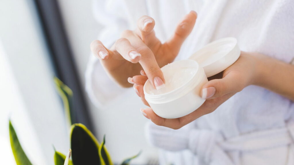 O creme baratinho que virou o xodó dos cuidados de beleza