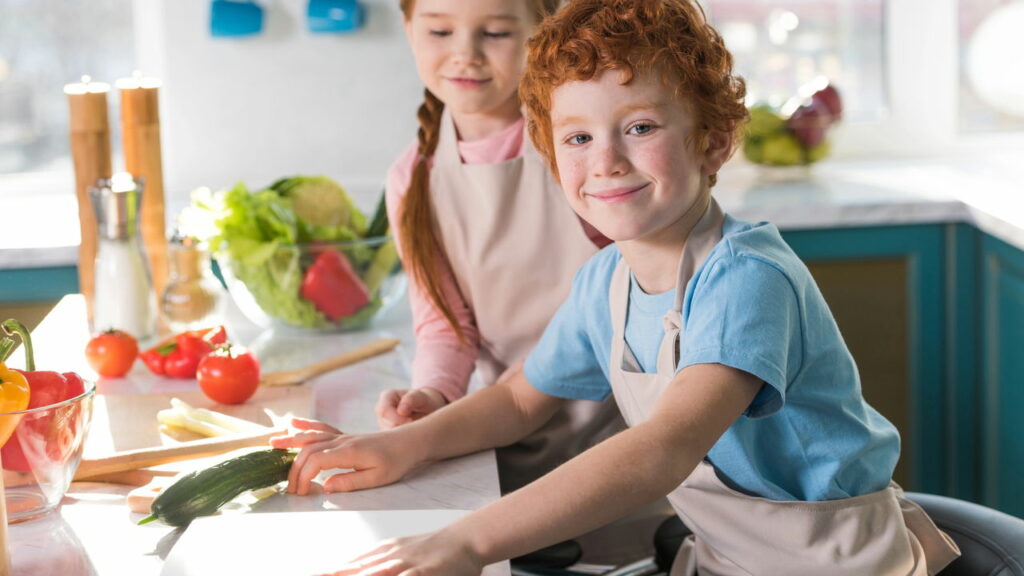 As melhores dicas para cozinhar com crianças de forma divertida e segura