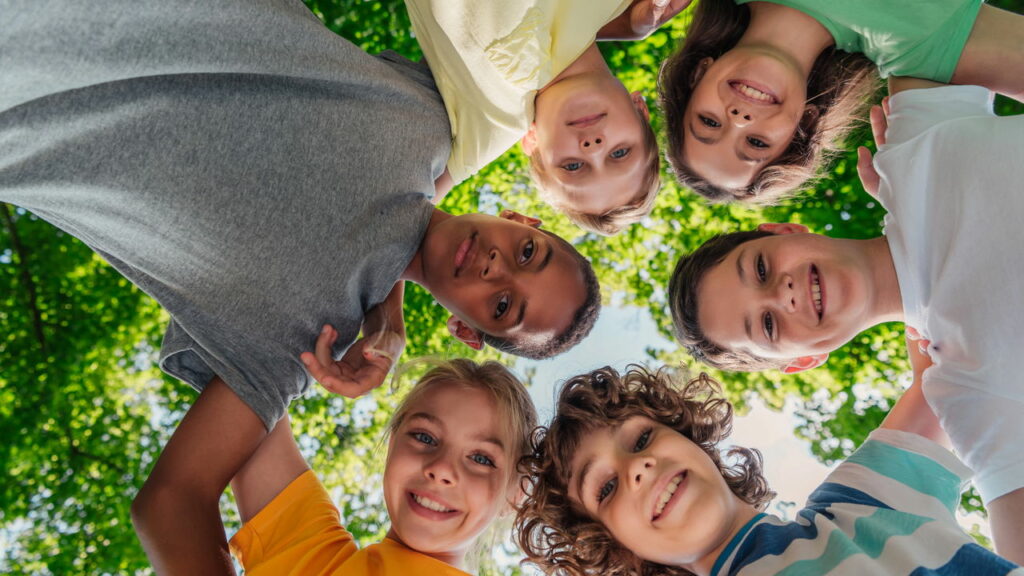 Nomes orientais raros viram tendência nos registros de bebês no Brasil