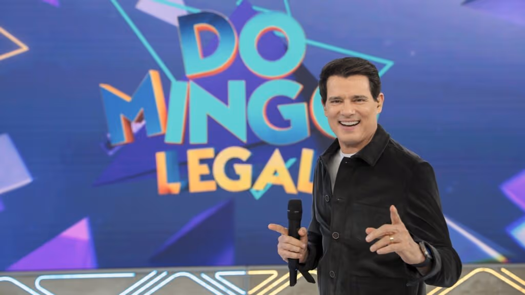 Celso Portiolli debocha de rivais do SBT e manda recado