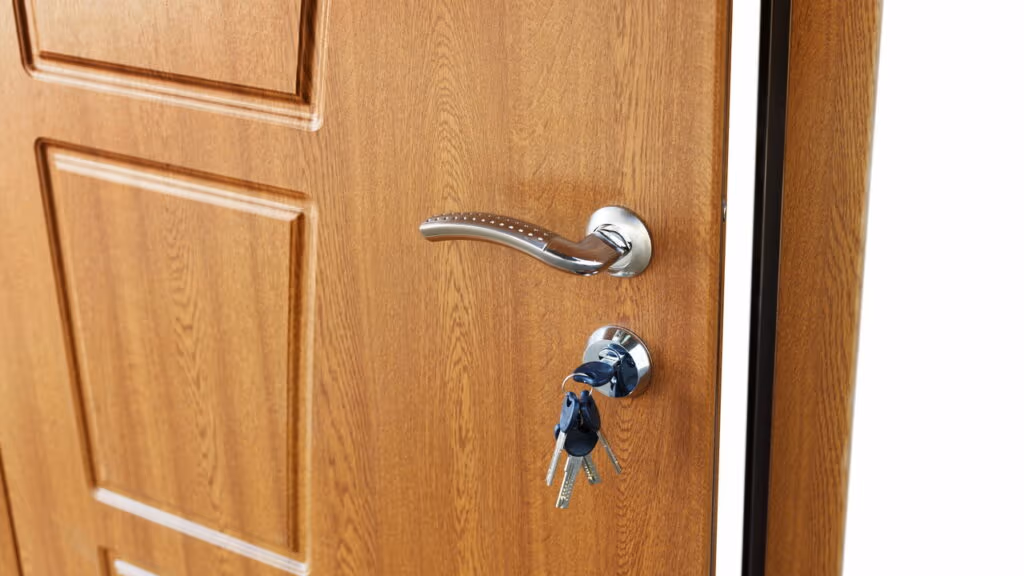 O que significa quando alguém fecha a porta do quarto quando vai dormir, segundo a psicologia