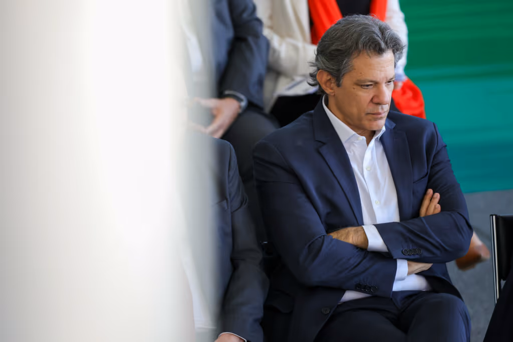 Inflação sobe 0,24% em junho, e Brasil estoura teto da meta