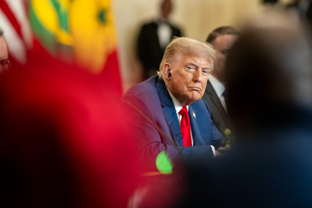 Trump demite chefe de estatísticas após dados fracos sobre emprego