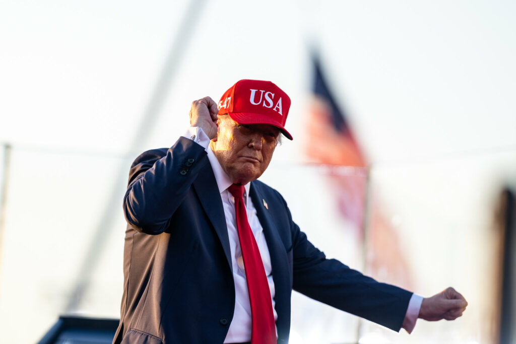Suprema Corte autoriza Trump a retomar demissões em massa