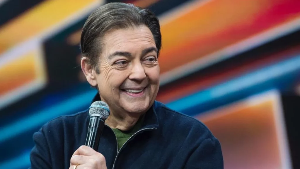 Faustão negocia participação em novo programa do SBT