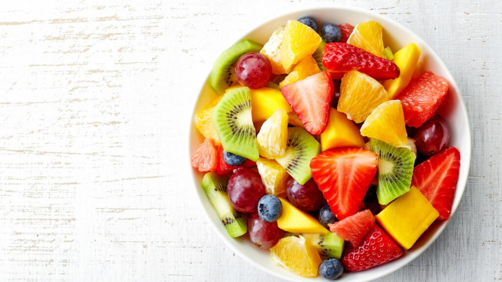Qual é a melhor fruta para limpar artérias e veias naturalmente?