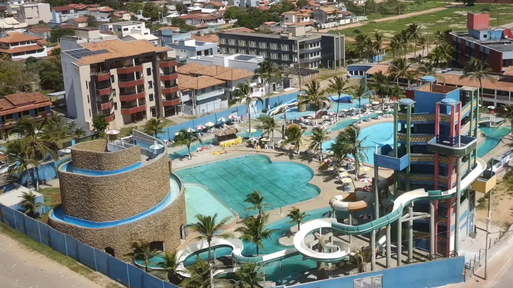 Ilha artificial no ES vira fenômeno entre brasileiros