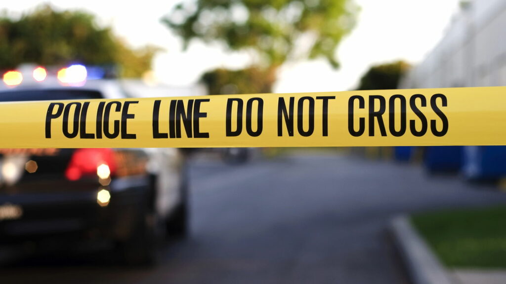 Ator pornô é condenado por assassinar casal na Inglaterra