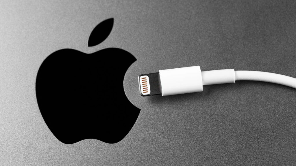 Está carregando seu iPhone assim? Apple recomenda parar agora