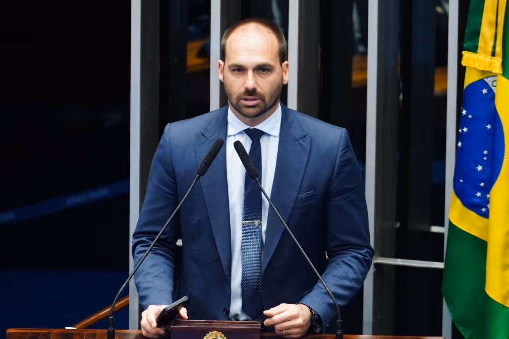 Eduardo não manda em Rubio