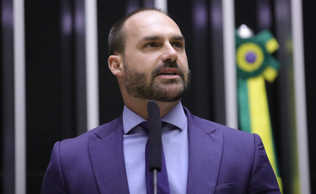 Eduardo Bolsonaro ironizava petistas por “fobia” da PF