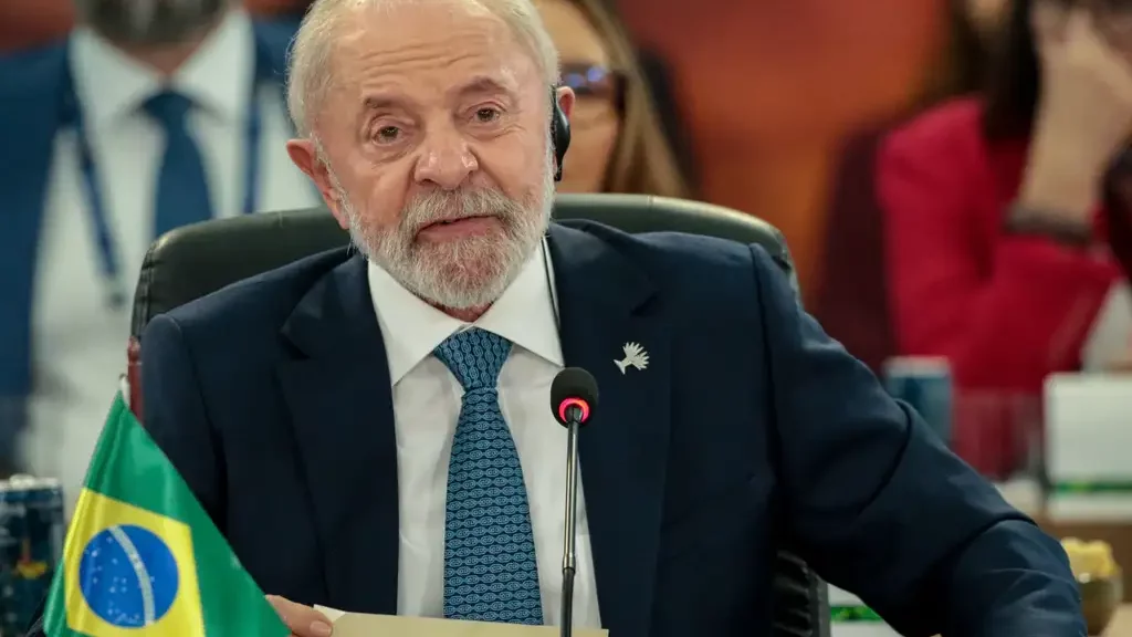 Crusoé: Pesquisa indica 90% dos brasileiros desiludidos com combate à corrupção