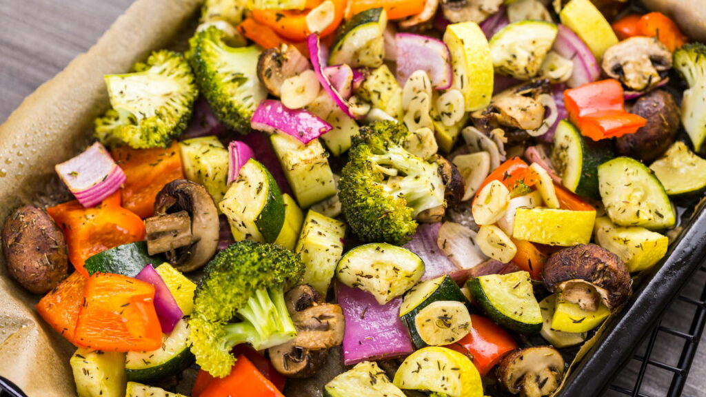5 truques para deixar seus legumes assados crocantes por fora e macios por dentro