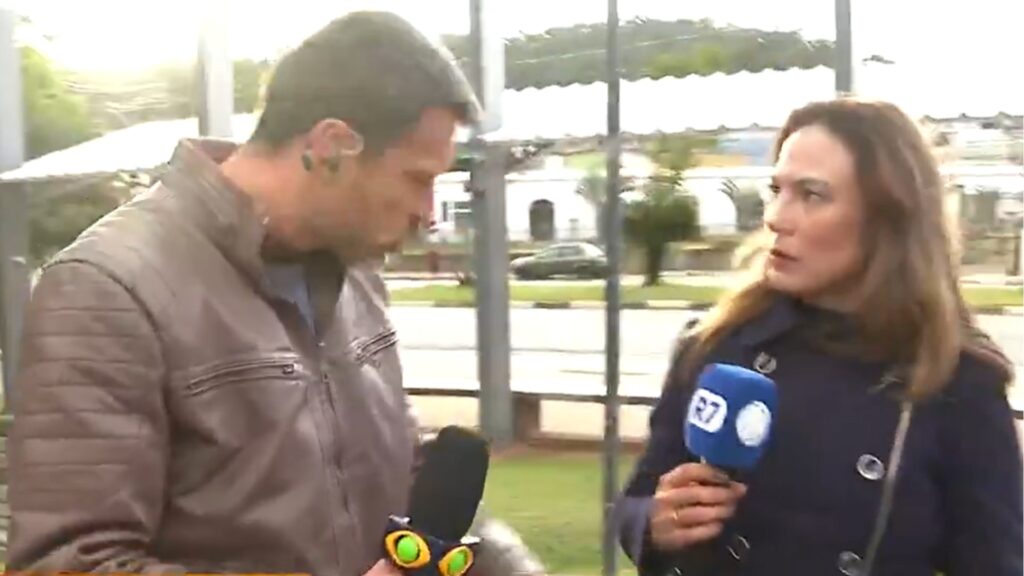 Repórter da Band agride jornalista da Record ao vivo