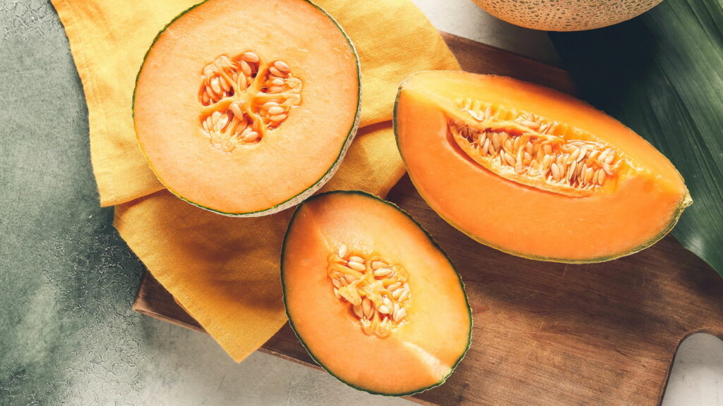 As melhores dicas para te ajudar a escolher o mamão ideal no mercado