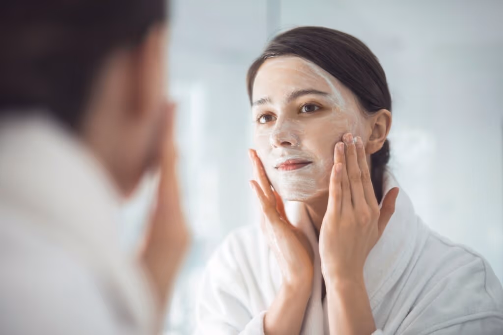 Veja como manter uma rotina de skincare equilibrada e eficaz