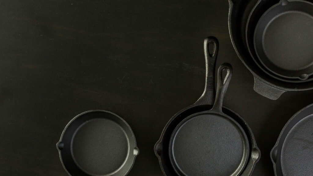 Panela de ferro, inox ou antiaderente? Veja qual usar em cada tipo de receita