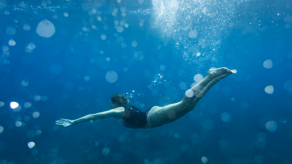 Como o corpo humano reage quando mergulha em águas extremamente geladas?
