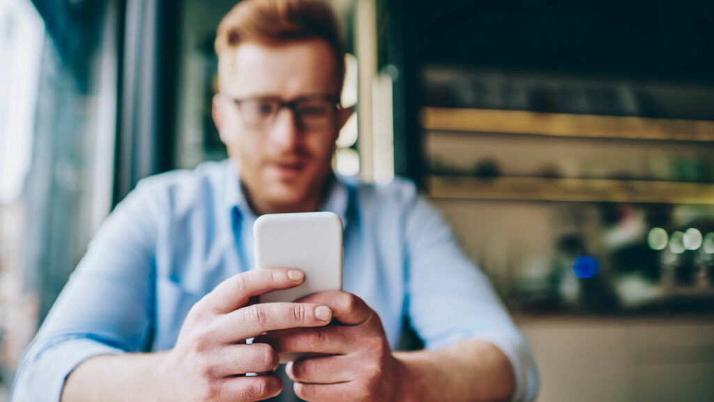 Por que sentimos que o tempo “acelera” quando usamos redes sociais?