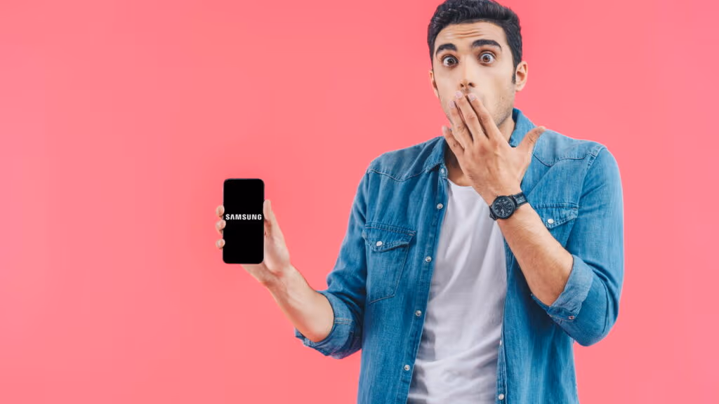 Riscou a tela? A nova da Samsung se regenera em minutos