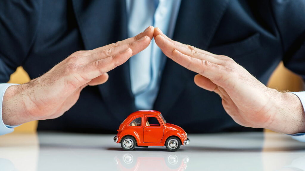Infrações que mais encarecem o seguro do carro e como evitar