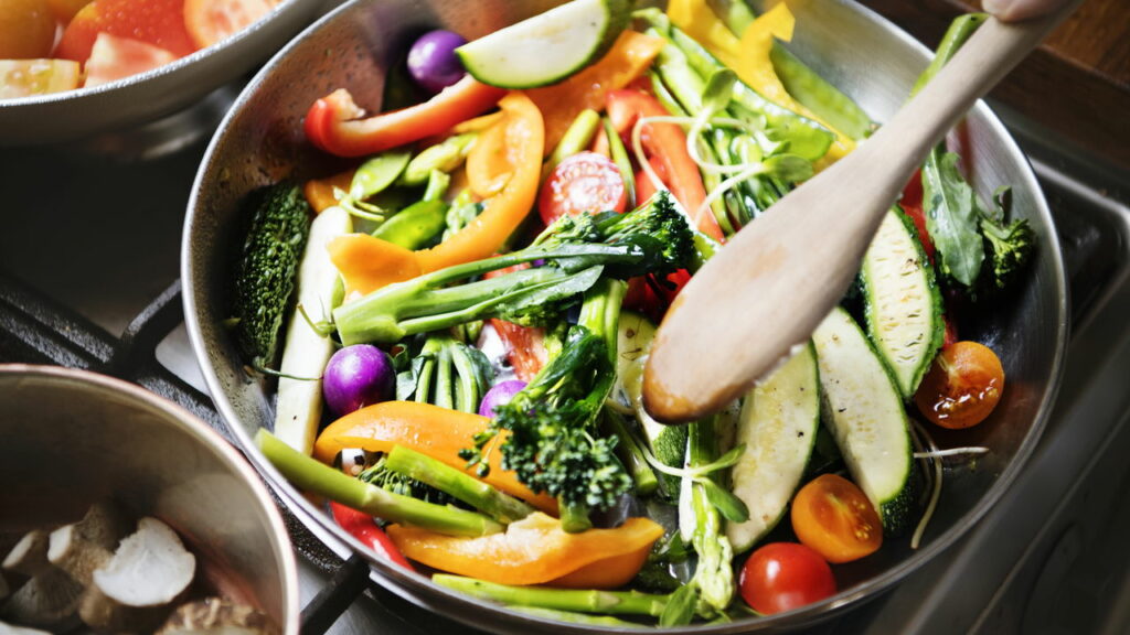 Como reaproveitar sobras de comida e criar pratos incríveis com criatividade