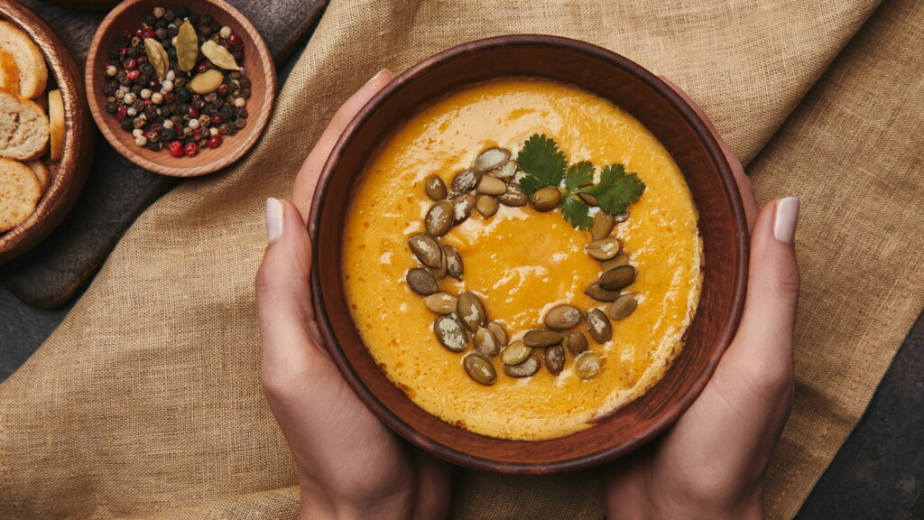 O segredo das melhores sopas e caldos nos dias frios