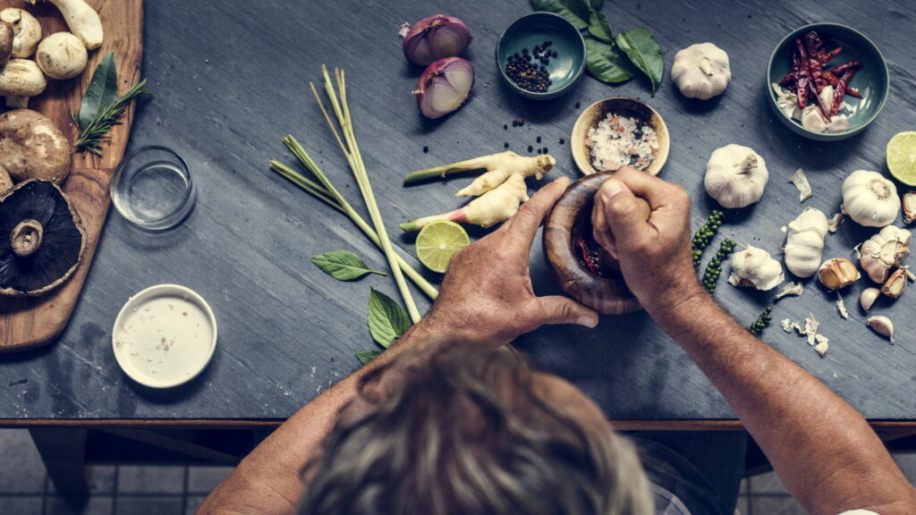 Top 5 temperos que mudam o sabor de qualquer prato do dia a dia