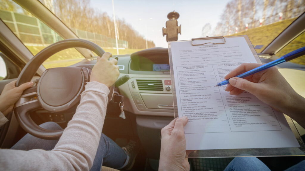 Cinco táticas no trânsito que todo bom motorista deveria conhecer