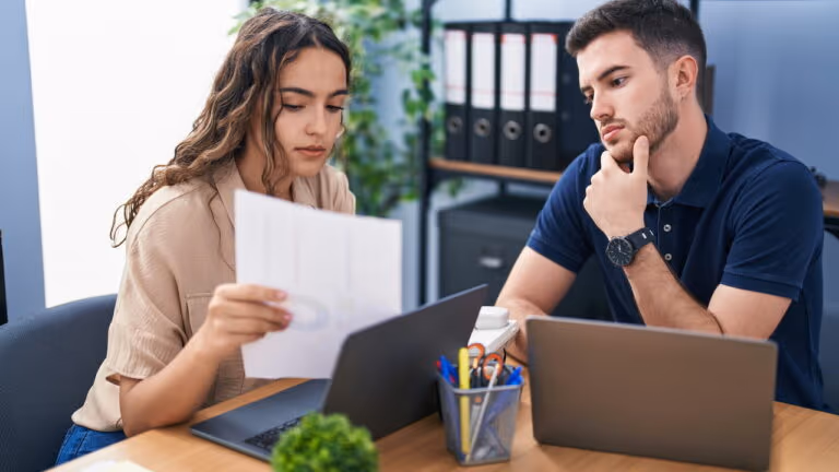 Como ganhar em dólar oferecendo serviços online para empresas de fora