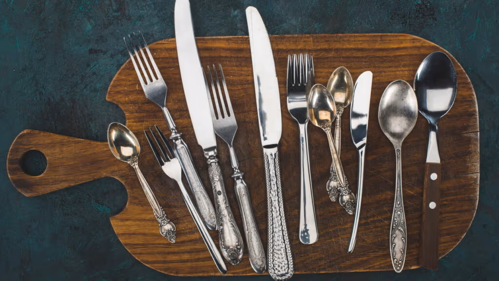 Como organizar potes e utensílios na cozinha pequena