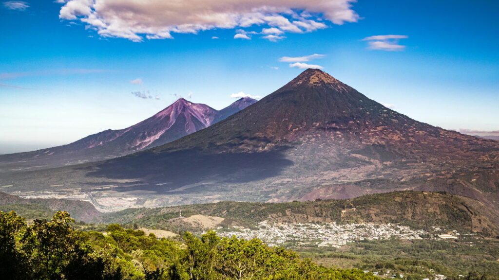 Por que alguns vulcões “adormecidos” podem acordar após milhares de anos?
