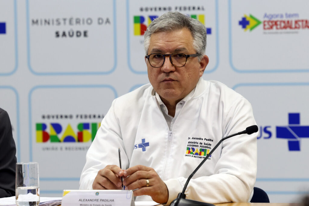 Ministério da Saúde atualiza número de casos suspeitos de intoxicação por metanol