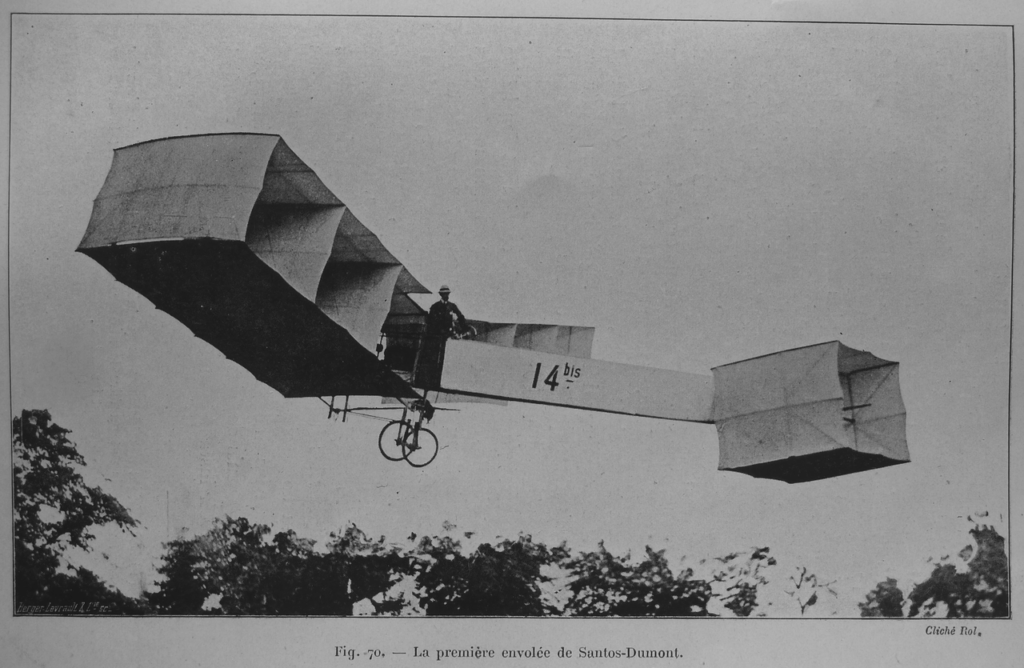 O dia em que uma máquina brasileira surpreendeu o mundo inteiro - Créditos: By Cliché ROL - L'Aviation, ses débuts, son développement. De crête à crête, de ville à ville, de continent à continent / F. Ferber, [1], CC BY-SA 4.0, https://commons.wikimedia.org/w/index.php?curid=115950057