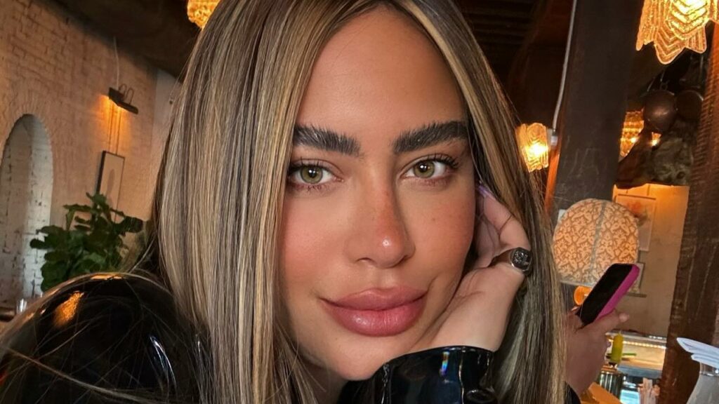Rafaella Santos dá presentes especiais para a filha de Neymar